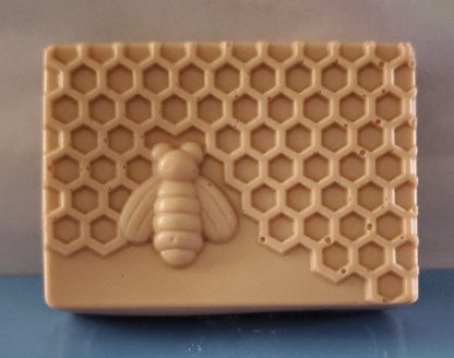 Honeycomb Beehive (Design 3) 4oz